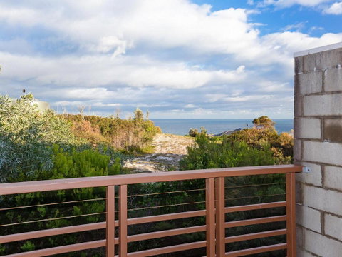 One Mile Ridge', 12a/26 One Mile Close - Stunning Views, Air Con, Infinity Pool - Go Out 0
