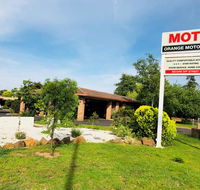 Orange Motor Lodge - Pubs and Clubs
