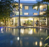 Outrigger Apartments Port Douglas - Pubs and Clubs