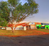 Overlander Hotel - Pubs and Clubs