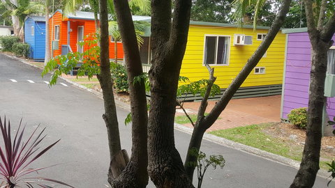 Palm Beach Caravan Park - Go Out 2