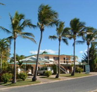 Palm View Holiday Apartments - Go Out