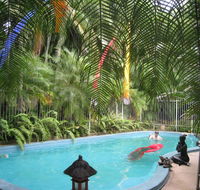 Palmerston Sunset Retreat - Pubs and Clubs