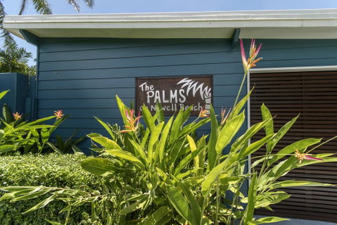 Palms On Newell - Pubs and Clubs 2