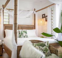 Pandanus Cottage - Pubs and Clubs