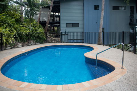 Panorama 11 - Hamilton Island - Pubs and Clubs 2