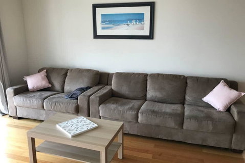 Panoramic Blue Bay Views - 3 Bedroom Townhouse - Pubs and Clubs 1