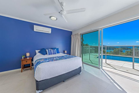Panoramic Island Views - Shute Harbour - Go Out 0