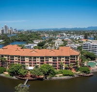 Paradise Island Resort - Pubs and Clubs