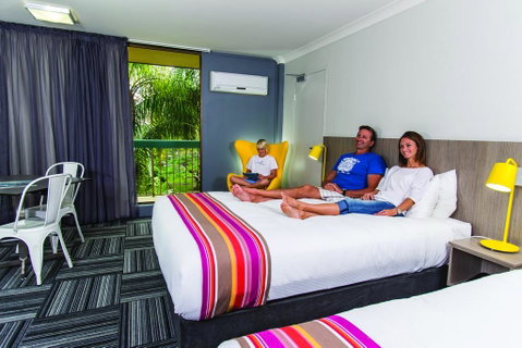 Paradise Resort Gold Coast - Pubs and Clubs 2