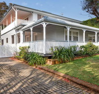 Patch of Paradise - Iluka - Pubs and Clubs