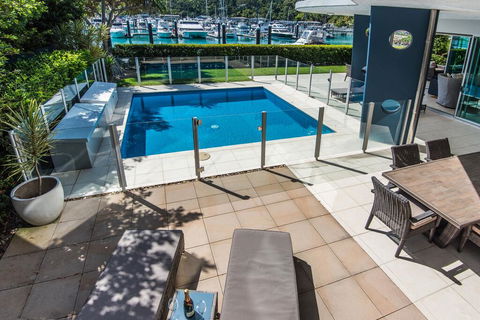 Pavilion 2 Luxury 4 Bedroom 3 Bathroom With Inground Pool And Gold Buggy - Pubs and Clubs 1
