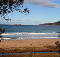 Pebbly Beach Shacks - Pubs and Clubs