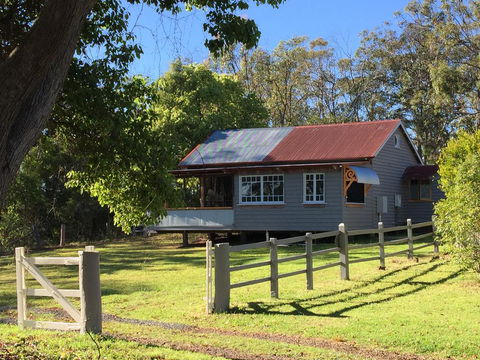 Pechey Homestead - Pubs and Clubs 2