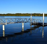 Pelican Caravan Park - Pubs and Clubs