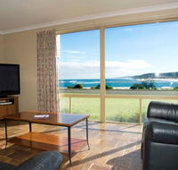 Pelican Shore Oceanfront Villa 6 - Pubs and Clubs
