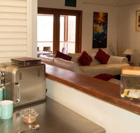 Pemberton Lodge - Pubs and Clubs
