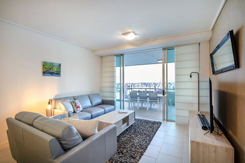 Peninsula Picture Perfect Airlie Beach - Go Out 3