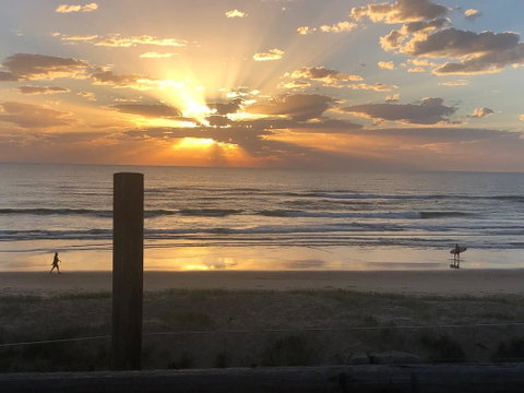 Penthouse Apartment, 7 Beach Road, Coolum Beach - Pubs and Clubs 3