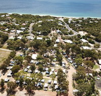 Peppermint Grove Beach Holiday Park - Pubs and Clubs