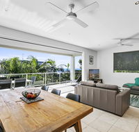 Perfect getaway Sunshine Beach - Pubs and Clubs
