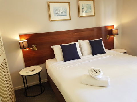 PERTH CBD APARTMENTS - Go Out 0