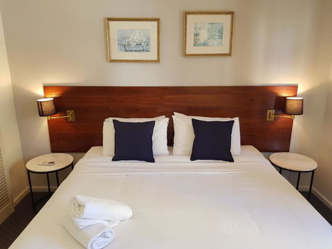 PERTH CBD APARTMENTS - Go Out 3