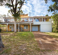 Pet Friendly 4 Bedroom Holiday Home - River Views - Pubs and Clubs