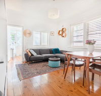 Picturesque Bellevue Hill 2BR Apt. Courtyard - Go Out