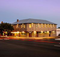 Pier Hotel - Go Out