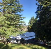 Pine Hill Cottage Acreage in Nature Trees Views mid Katoomba Leura - Pubs and Clubs