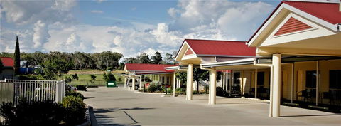 Pittsworth Motor Inn - Pubs and Clubs 0