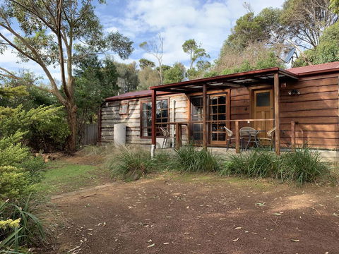 Port Bayou Cottage - Pubs and Clubs 0