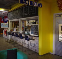 Port Campbell Hostel - Pubs and Clubs