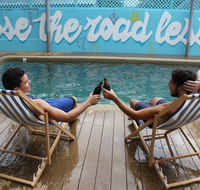 Port Douglas Backpackers - Pubs and Clubs