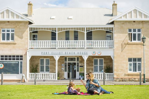 Port Elliot Beach House YHA - Go Out 2