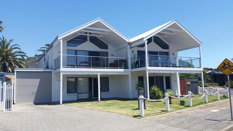 Port Elliot Beachcomber - Go Out 1