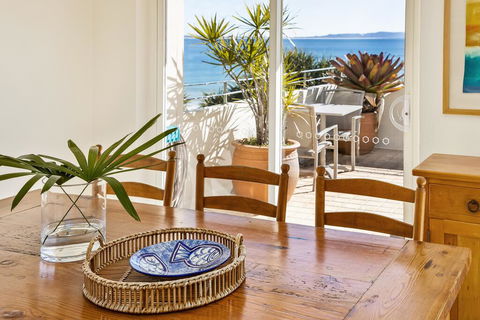 Portofino Apartment 7 - Pubs and Clubs 1