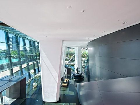 Private 3 Bed Ocean View In Q Surfers Paradise - Pubs and Clubs 1