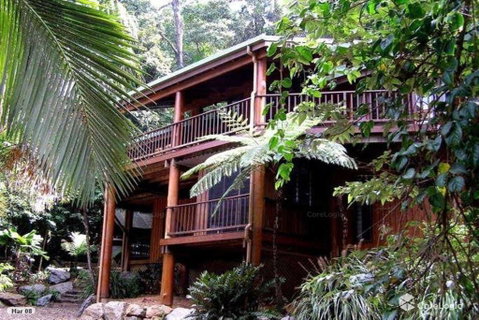 Private Rainforest Retreat With Lagoon Style Pool - Pubs and Clubs 0
