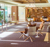 Pullman Reef Hotel Casino - Pubs and Clubs