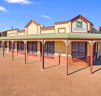 Quality Inn Railway Motel - Pubs and Clubs