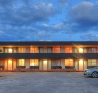 Queenstown Motor Lodge - Pubs and Clubs