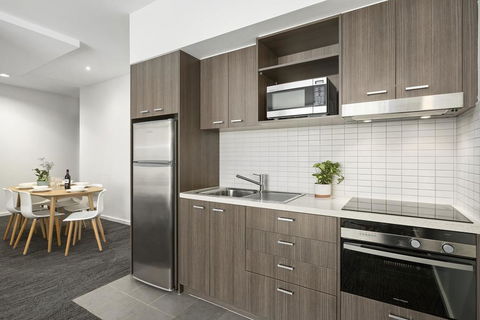 Quest Caroline Springs - Pubs and Clubs 2