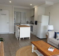Quiet apartment walking distance to restaurants - Pubs and Clubs