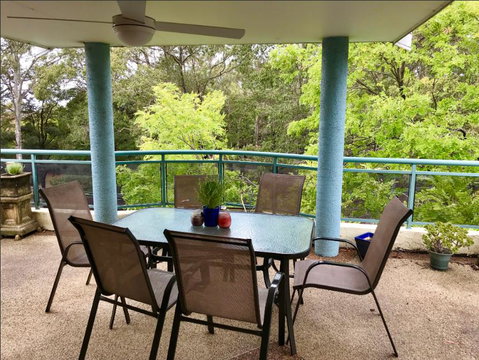 Quiet North Parra Apartment Rooms Across From Park - Pubs and Clubs 0