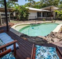 Rainbow Beach Esprit - Pubs and Clubs