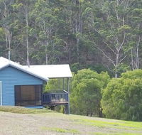 Rainbow Trail Chalets - Pubs and Clubs