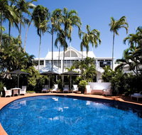 Ramada By Wyndham Cairns City Centre - Pubs and Clubs