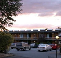 Red Cedars Motel - Go Out